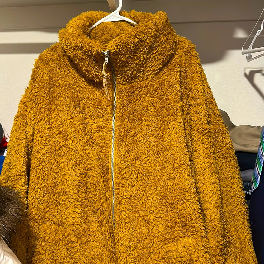 Lululemon Oh So Sherpa Jacket in Spiced Bronze, size 14